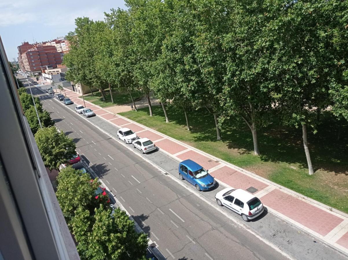 Apartamento TISARE wifi Valladolid Esterno foto